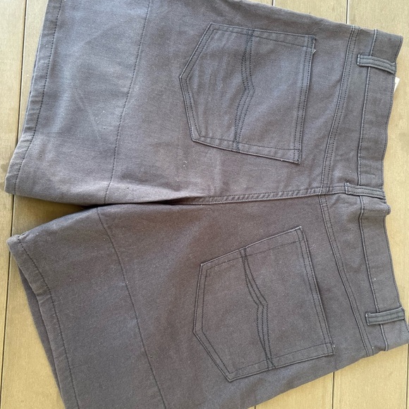 Pridebunny chino shorts - Picture 4 of 8